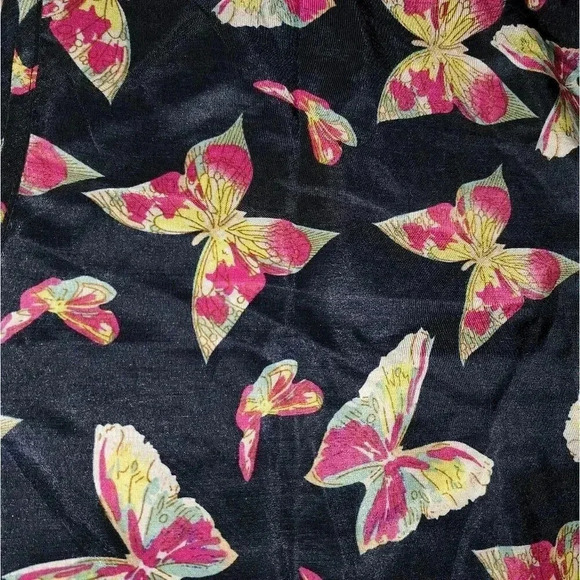 NWOT! Gorgeous Butterfly Print Plus Size Blouse Tank Lightweight Size XXL - Picture 4 of 4